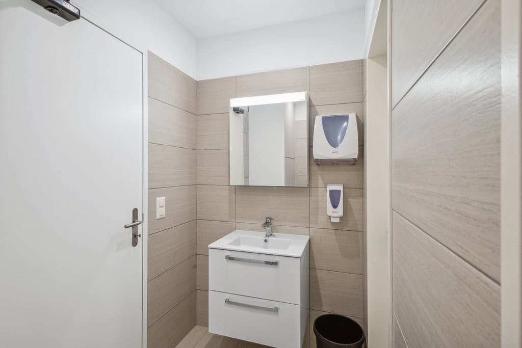 Bureau au Via Serafino Balestra 31, 6900 Lugano – Photo 5 sur 7