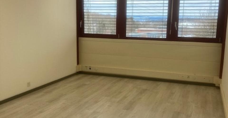 Office at En Budron D5, 1052 Le Mont-sur-Lausanne – Photo 4 of 6