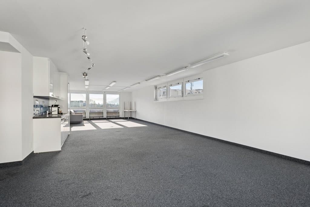 Office at Grünaustrasse 24, 9470 Buchs SG – Photo 3 of 11
