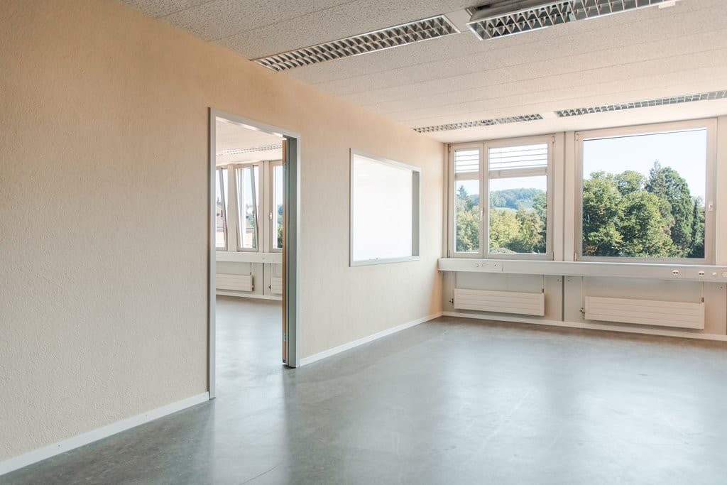 Office at Bankstrasse 8, 8400 Winterthur – Photo 3 of 6