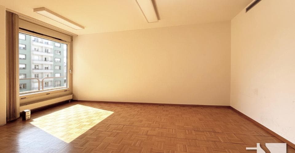 Inactive office Bd de Pérolles 7a