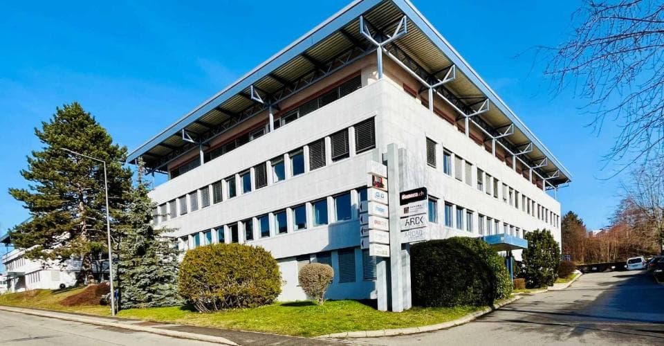 Office in 1052 Le Mont-sur-Lausanne, 131m² – Photo 2 of 5
