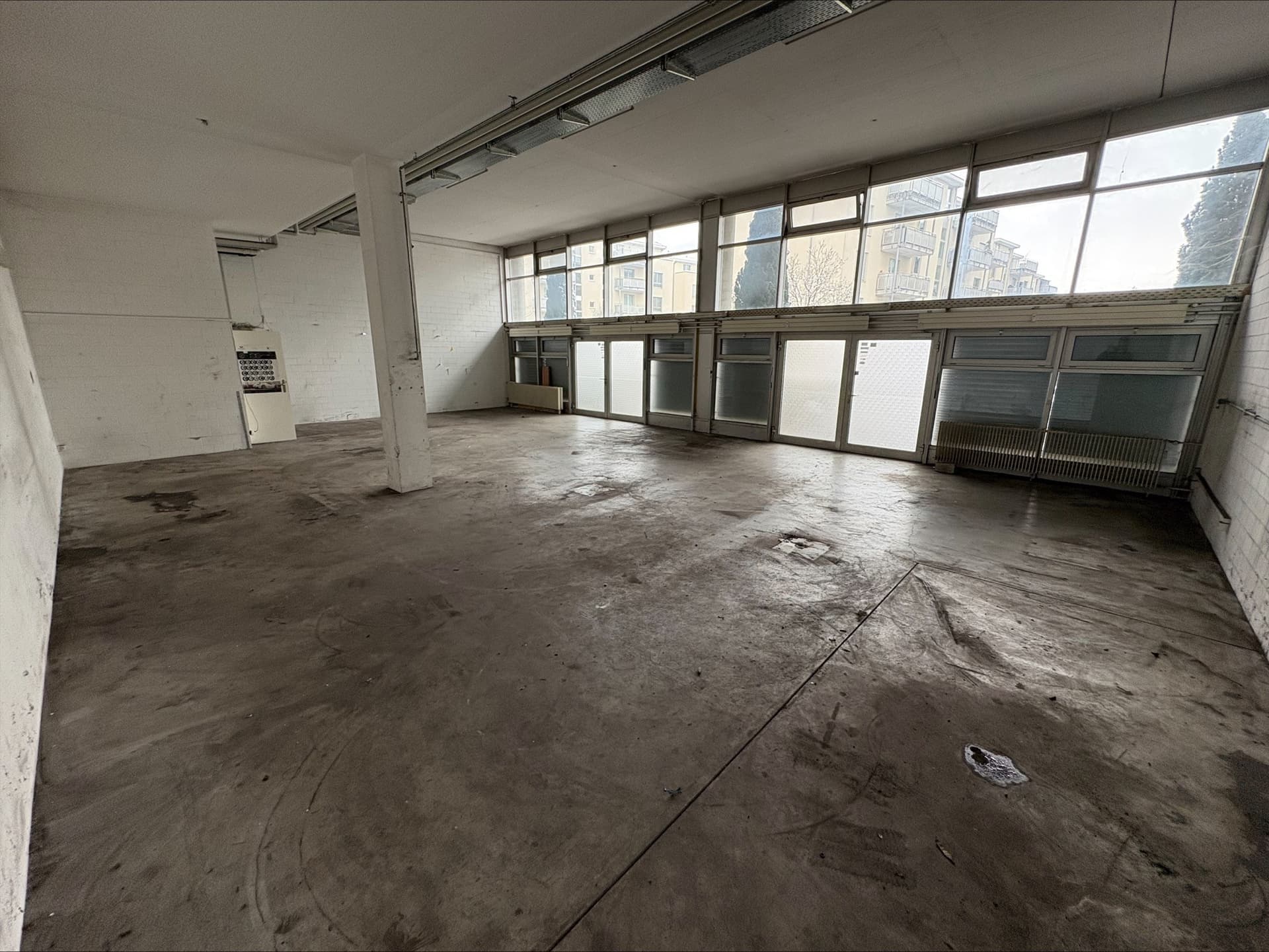 Espace commercial au Schulstrasse 147 - 163, 8105 Regensdorf – Photo 3 sur 4