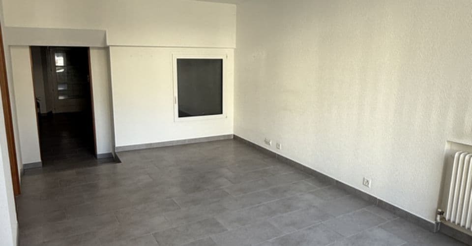 Gewerbe an Rue Centrale 28, 1880 Bex – Bild 5 von 7