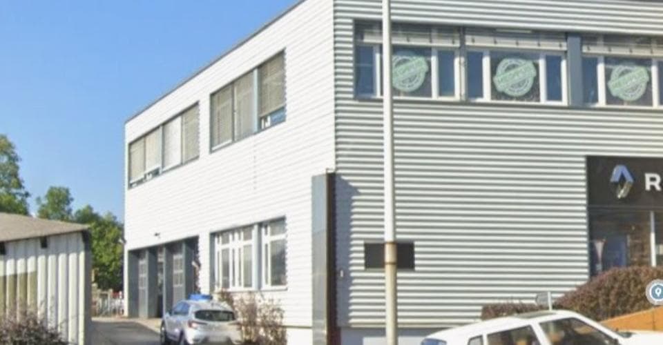 Gewerbe an Eplatures 1-3_Garage collectif, 2300 La Chaux-de-Fonds – Bild 3 von 3