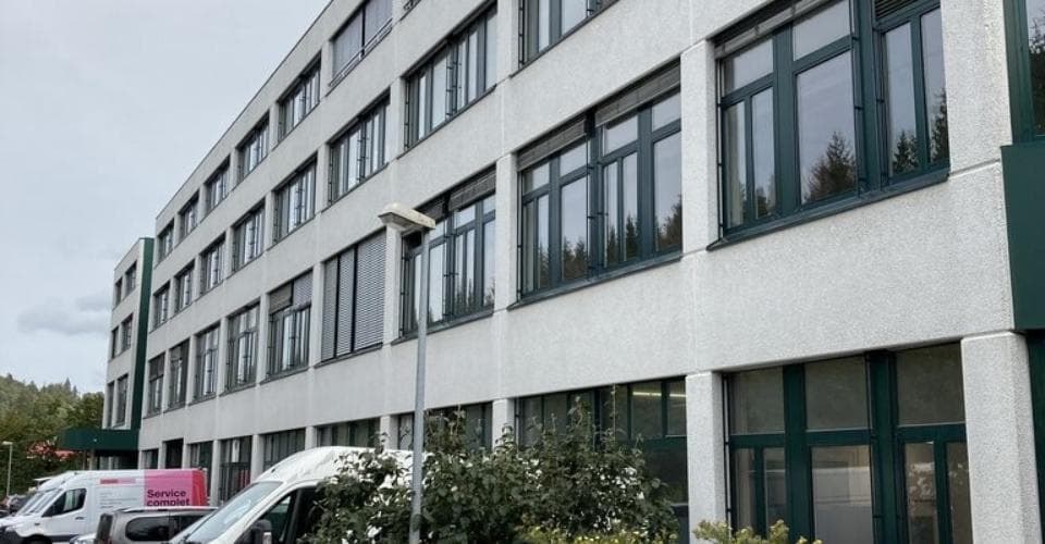 Industrie an Rue du Collège 92, 2300 La Chaux-de-Fonds – Bild 2 von 2