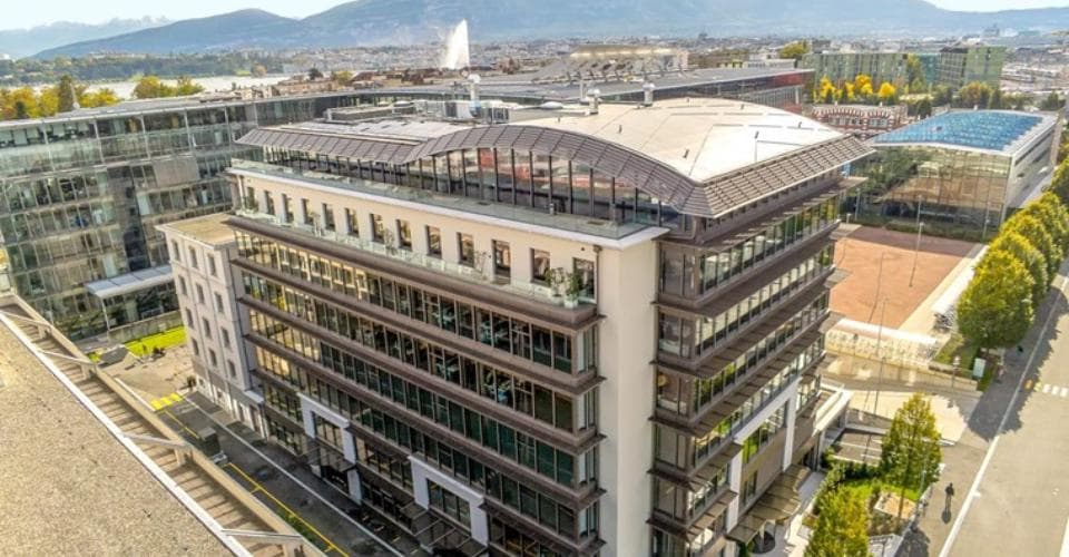 Rue Kazem-Radjavi 1-3