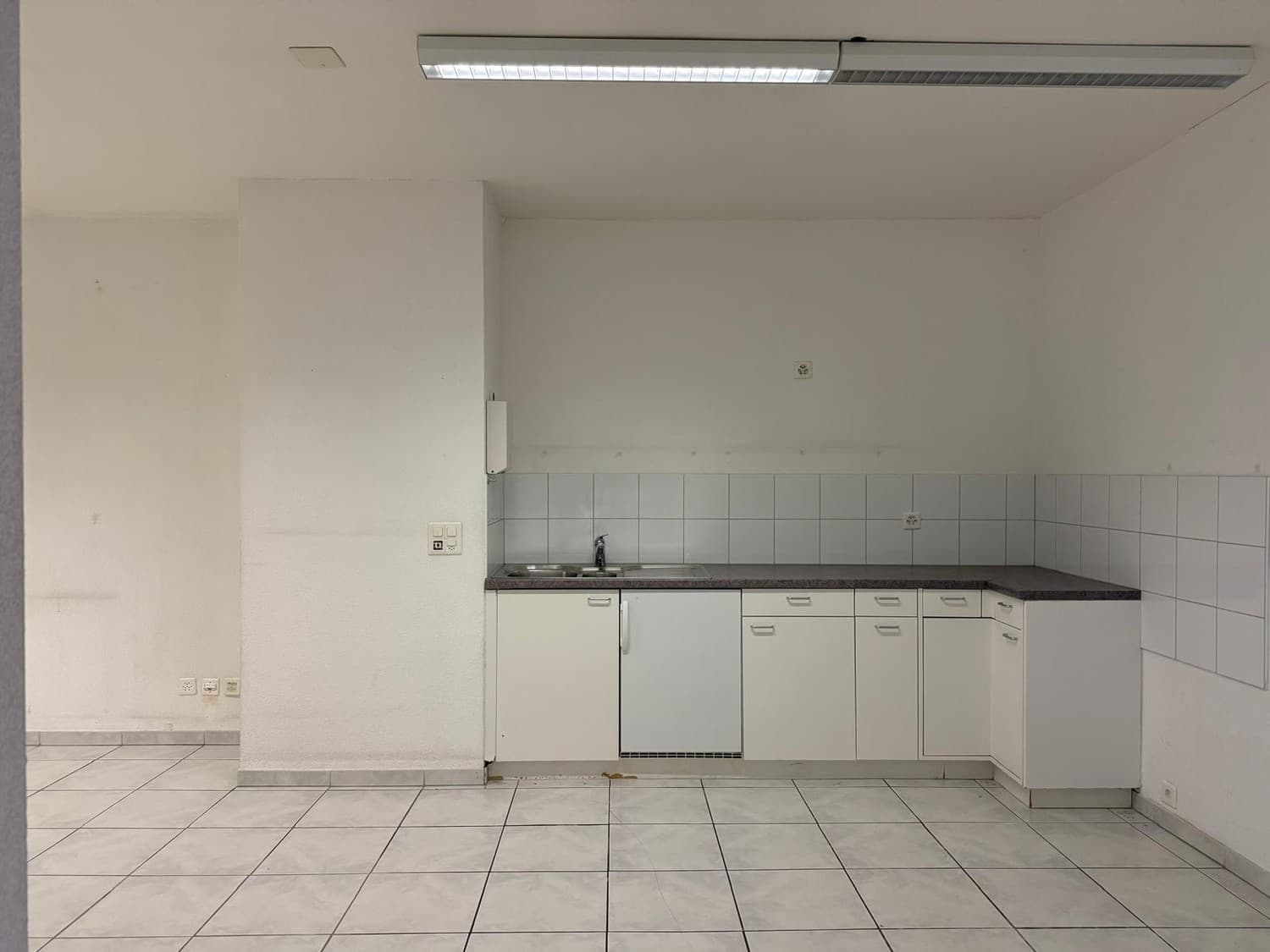 Gewerbe an Manessestrasse, 8045 Zürich – Bild 3 von 13