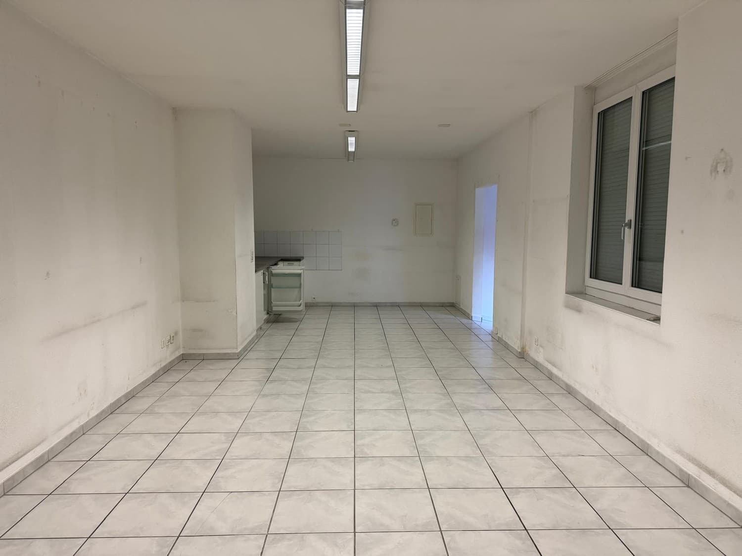 Gewerbe an Manessestrasse, 8045 Zürich – Bild 5 von 13