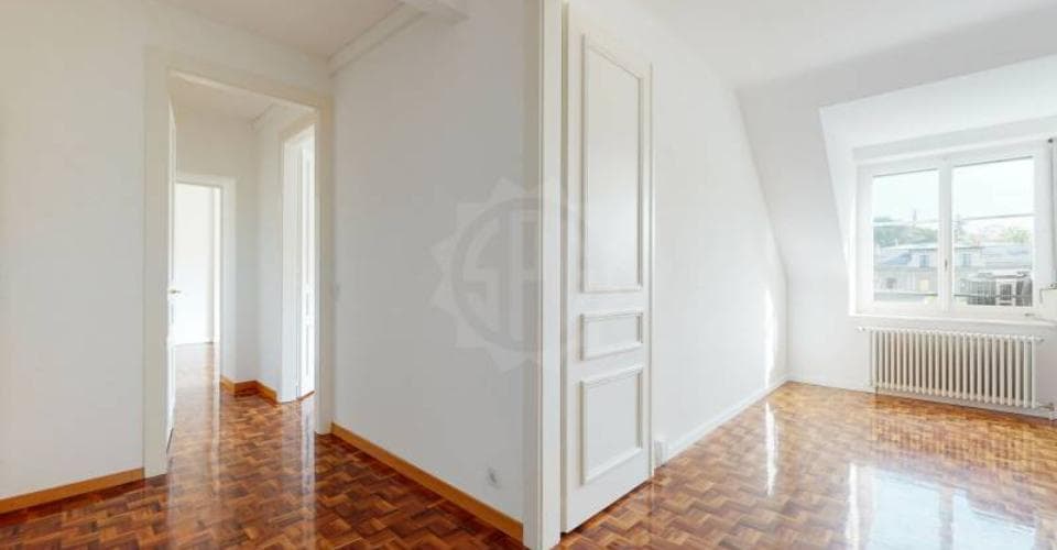 https://maison-idx-prod.s3.eu-central-1.amazonaws.com/1772353675086-30605929.jpeg