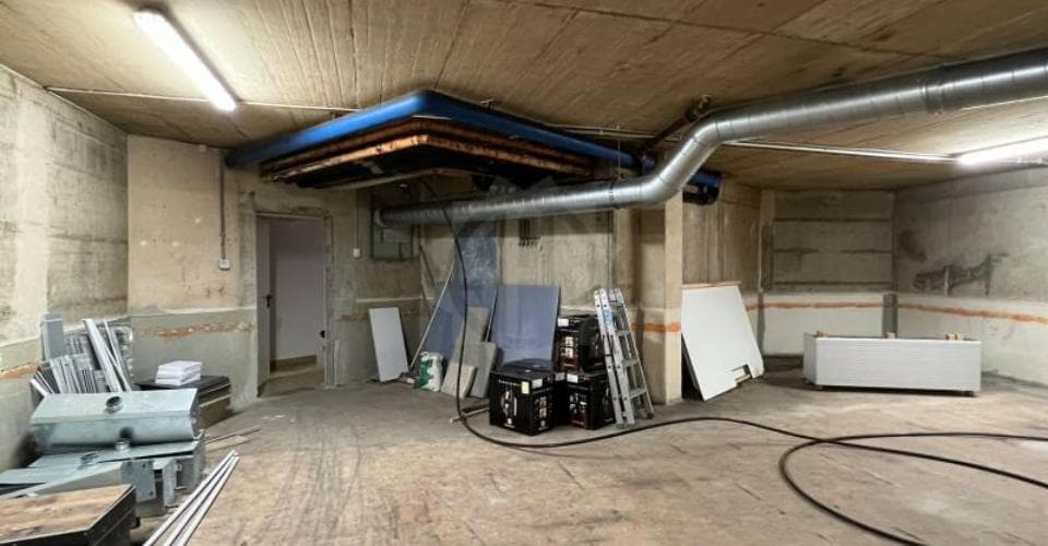 Dépôt au Rue du Rhône 30, 1204 Genève – Photo 4 sur 7