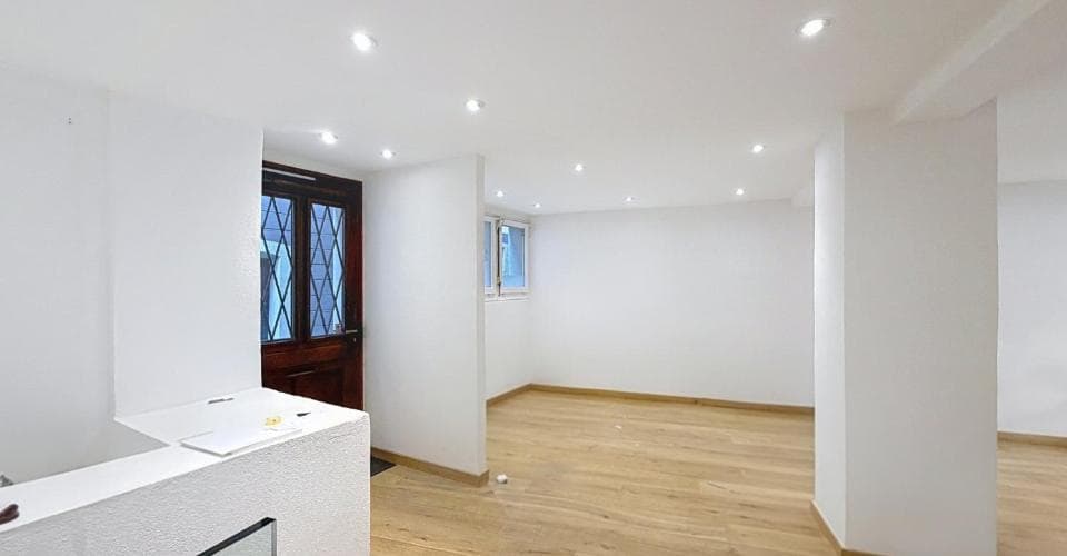 Espace commercial au Rue du Bourg 17, 1095 Lutry – Photo 2 sur 7