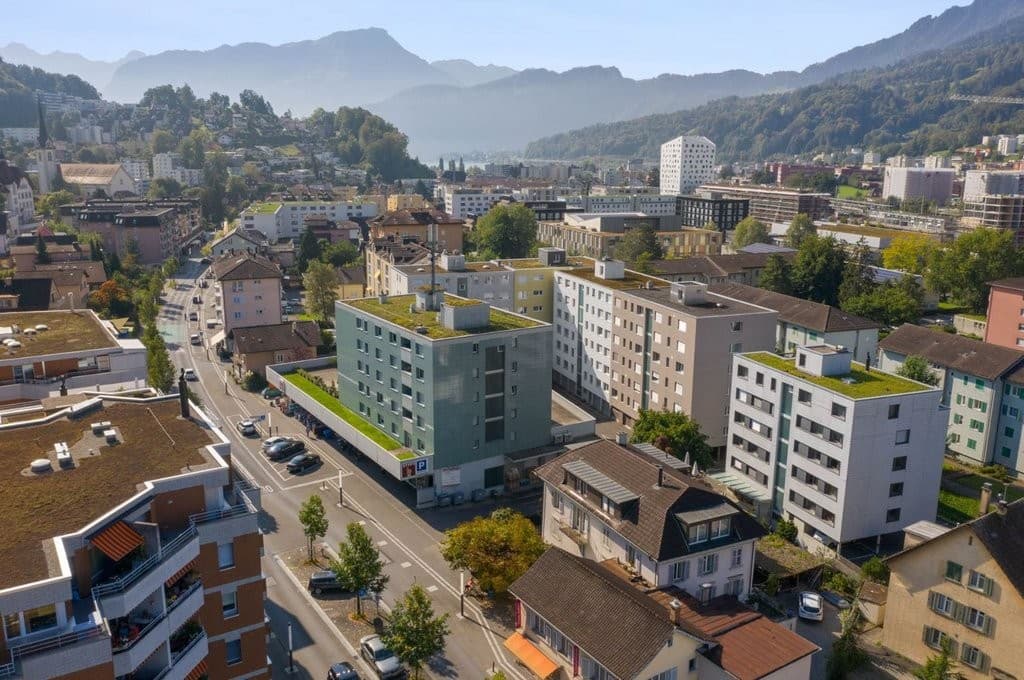 Gewerbe an Kantons- / Schulhausstrasse, 6048 Horw