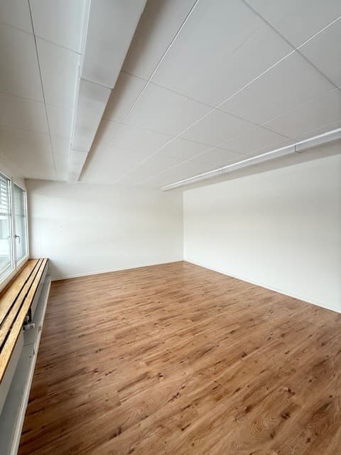 Office at Hauptstrasse 45, 5734 Reinach AG – Photo 4 of 5