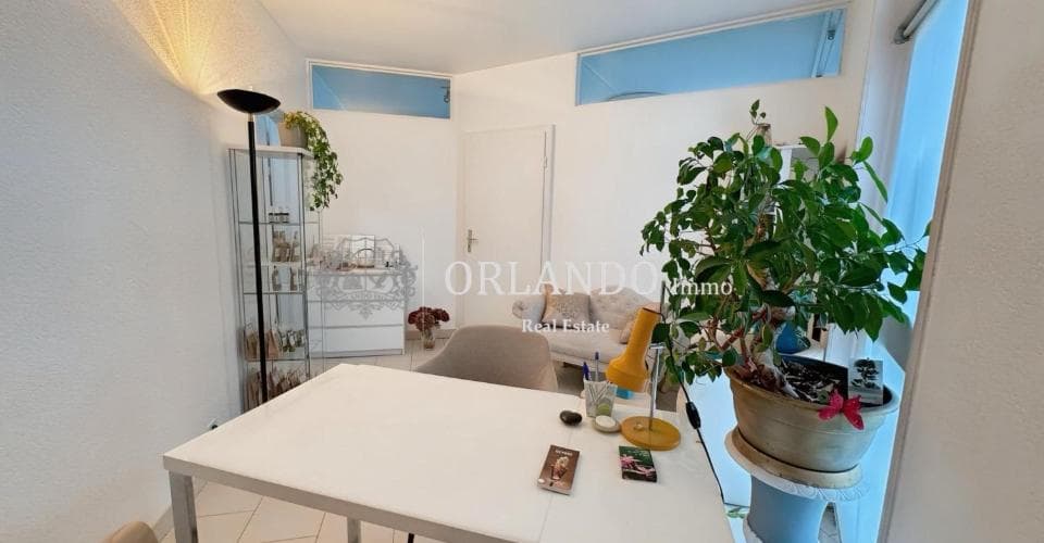 Inactive office Chemin de la Petite- Gatillard