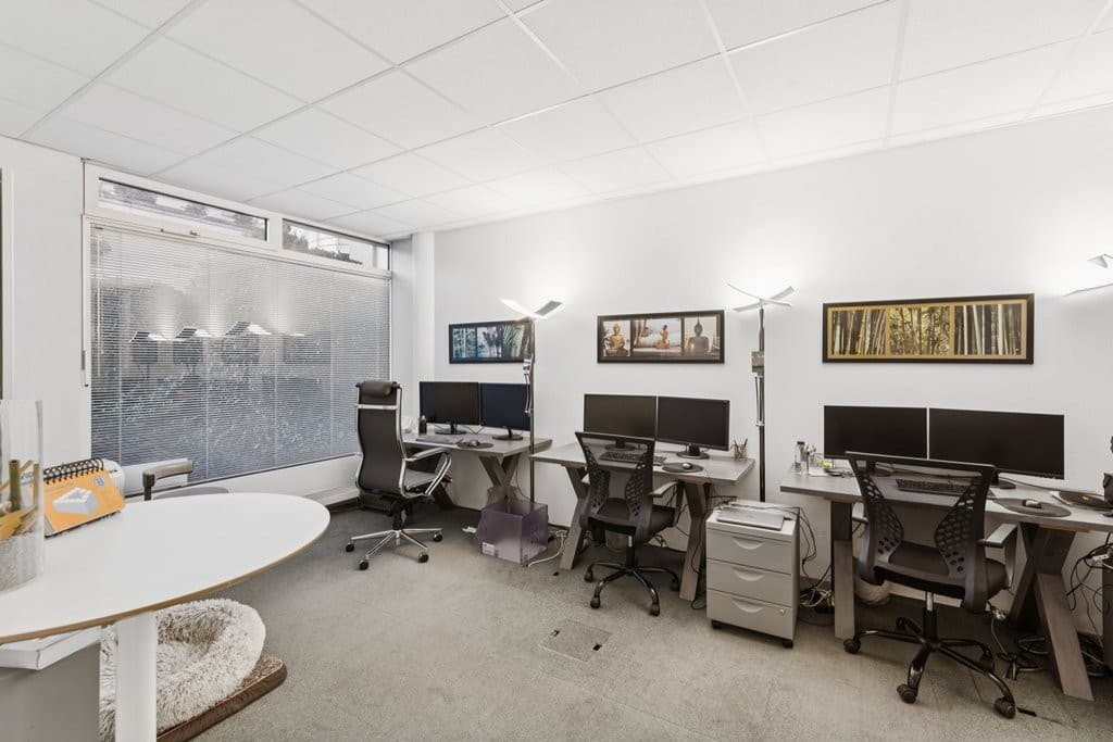 Office at Les Fontaines G (Eysins 53 A), 1260 Nyon – Photo 2 of 10