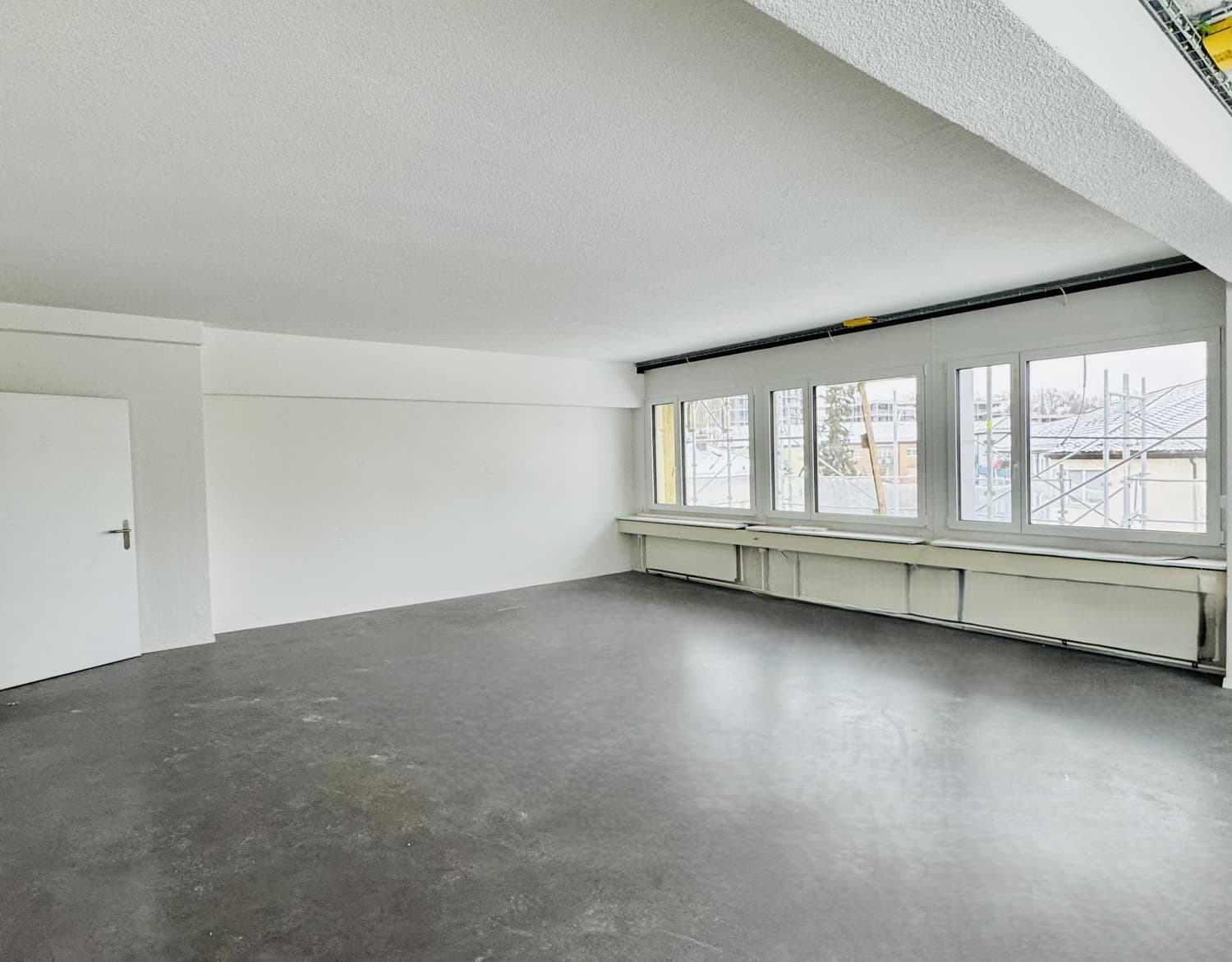 Office at Eichstrasse 23, 8045 Zurich – Photo 2 of 7