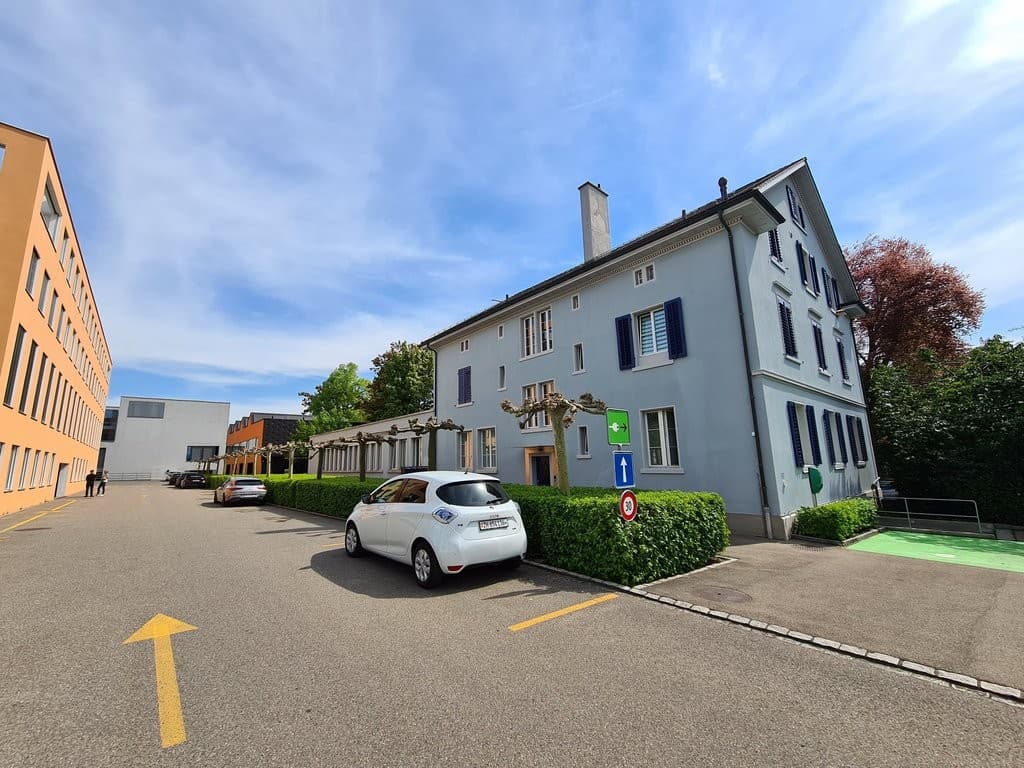 Office Emil-Staub-Str. 2