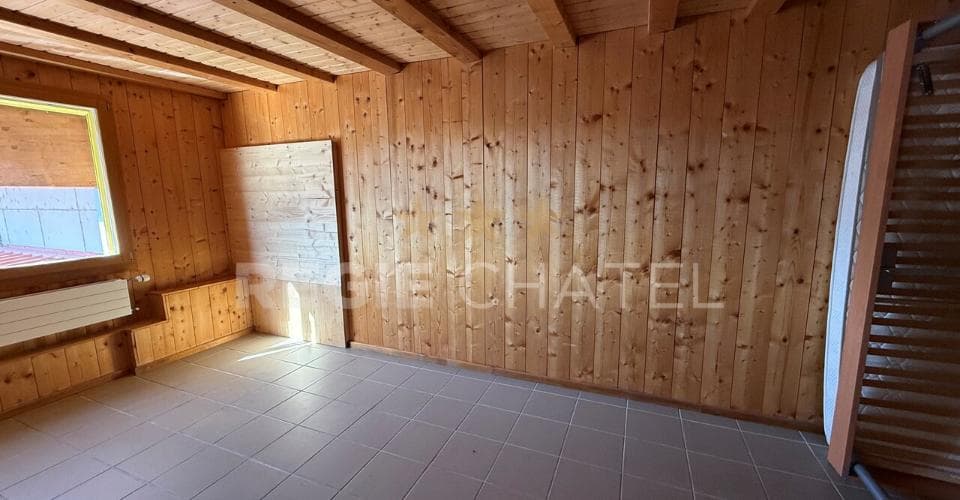 Büro an Pra-Charbon  38, 1614 Granges FR – Bild 3 von 3