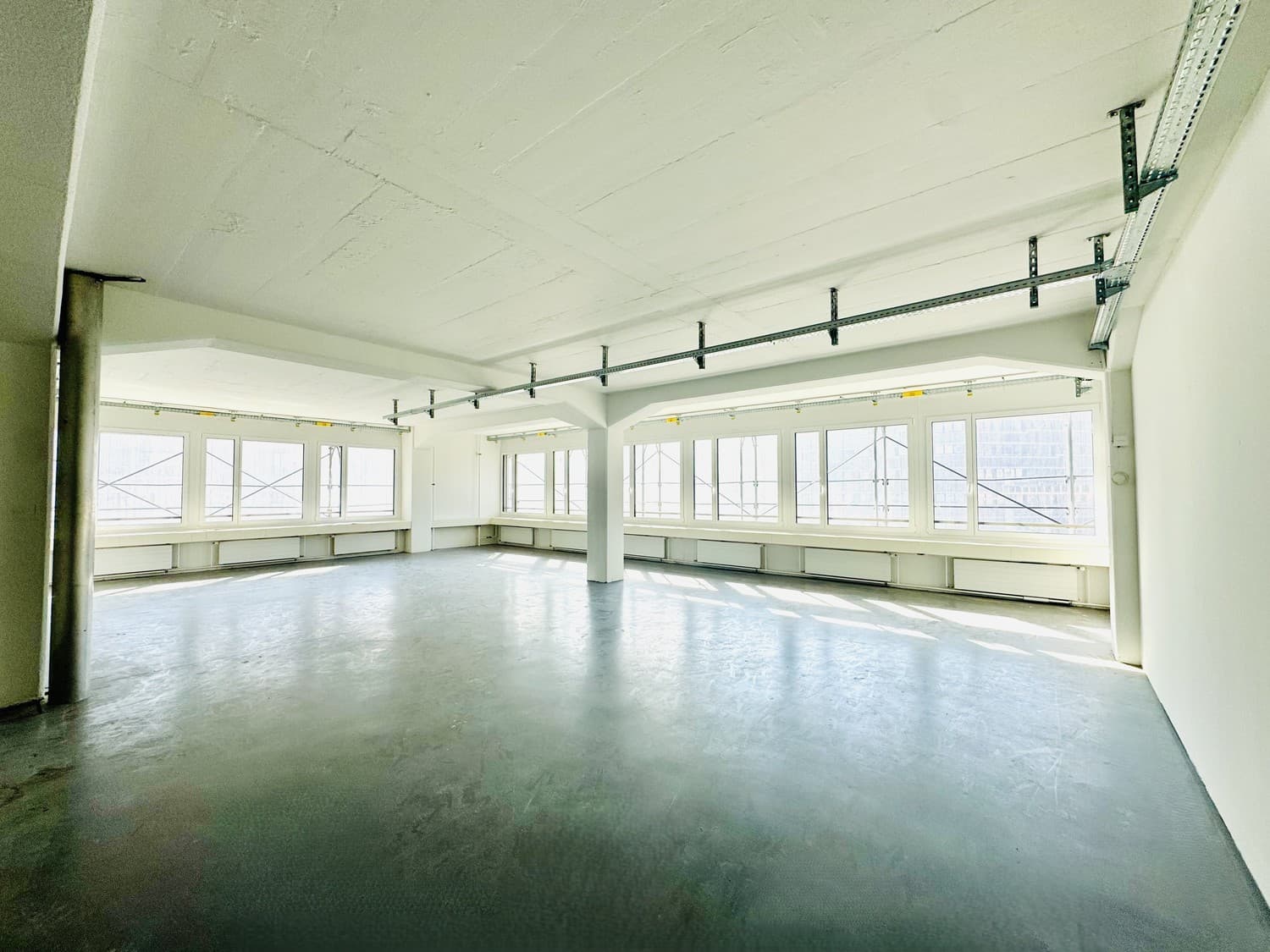 Büro an Eichstrasse 23, 8045 Zürich – Bild 2 von 7
