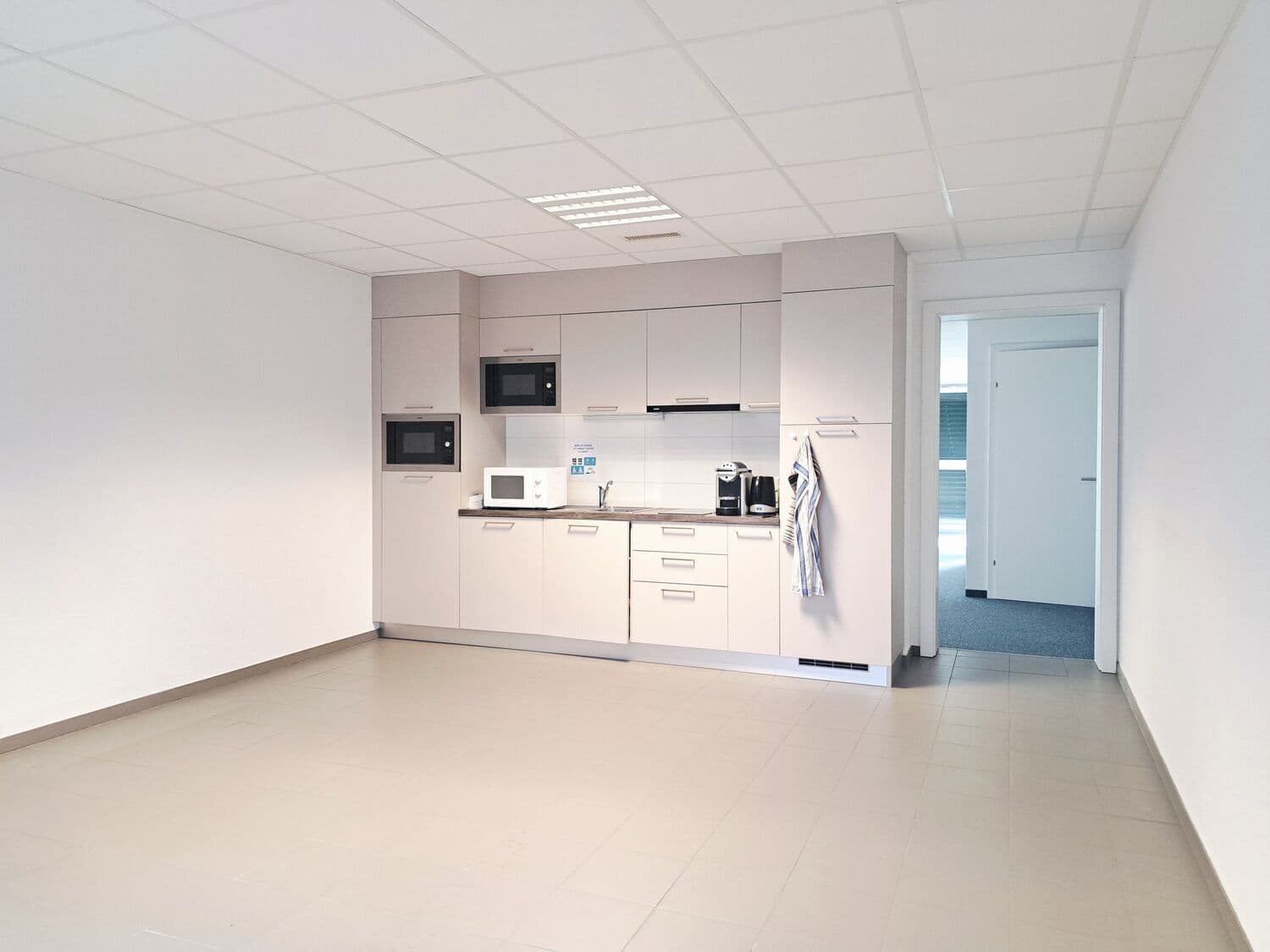 Espace commercial au Avenue Haldimand 57, 1400 Yverdon-les-Bains – Photo 2 sur 9