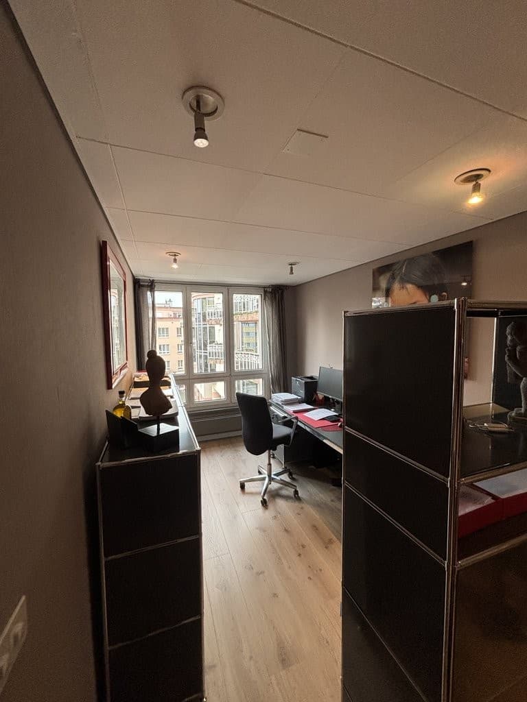 Büro an Les Fontaines J (Eysins 47), 1260 Nyon – Bild 2 von 9