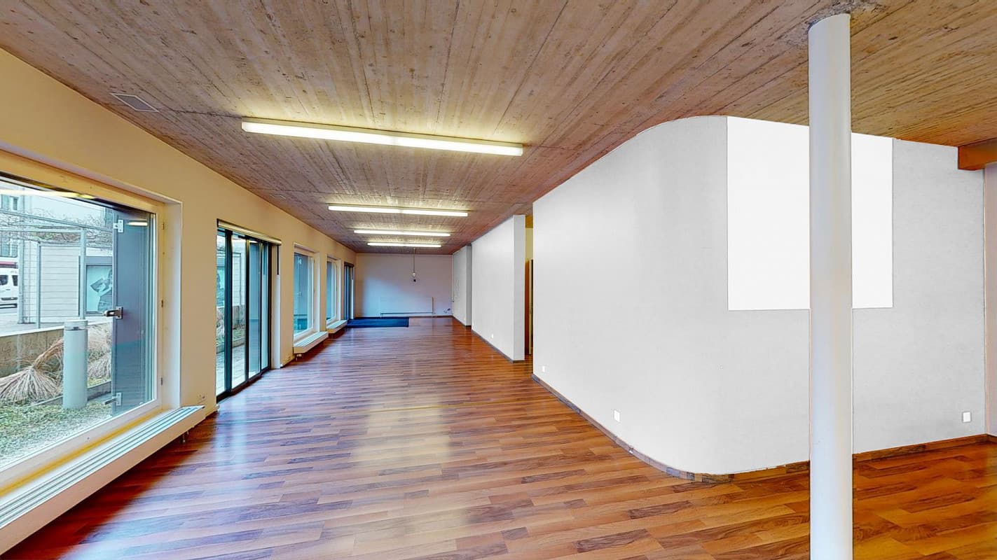 Espace commercial au Bahnhofstrasse 16, 4950 Huttwil – Photo 2 sur 6