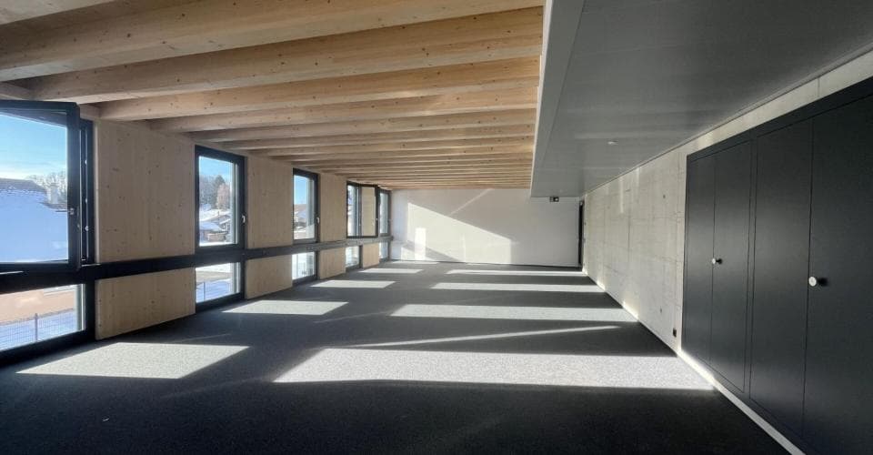 Büro in 1618 Châtel-Saint-Denis, 245m² – Bild 2 von 9