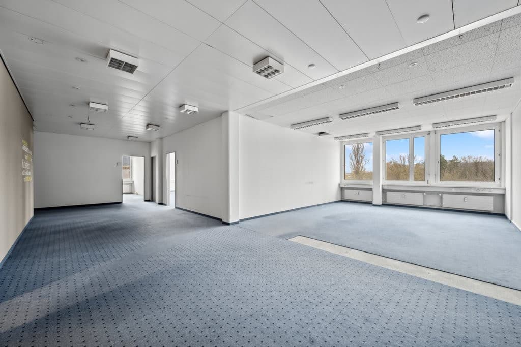 Büro an Kanalstrasse 6, 8953 Dietikon – Bild 2 von 6