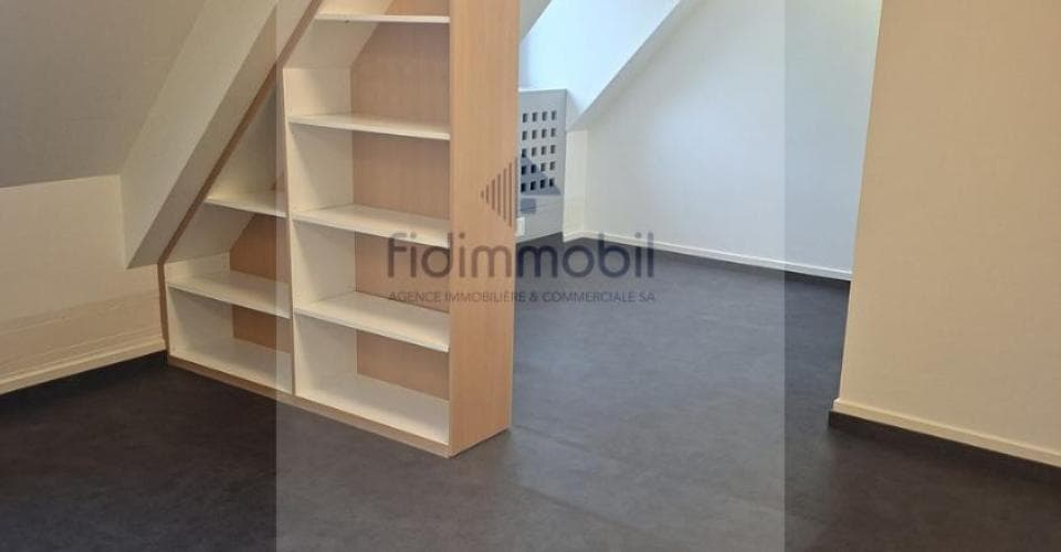 Büro an Av. Léopold-Robert 42-44, 2300 La Chaux-de-Fonds – Bild 4 von 9