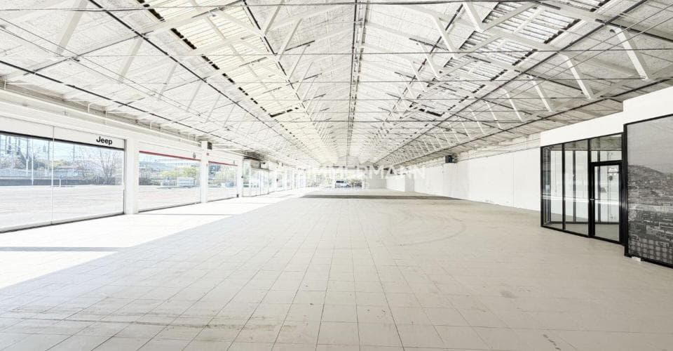 https://maison-idx-prod.s3.eu-central-1.amazonaws.com/1775637433508-30844148.jpeg