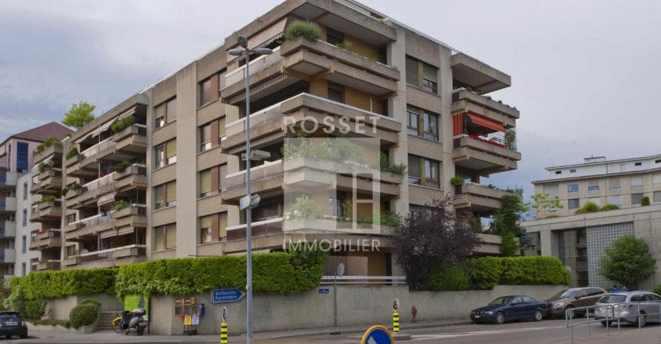 https://maison-idx-prod.s3.eu-central-1.amazonaws.com/1775637565237-30806627.jpeg