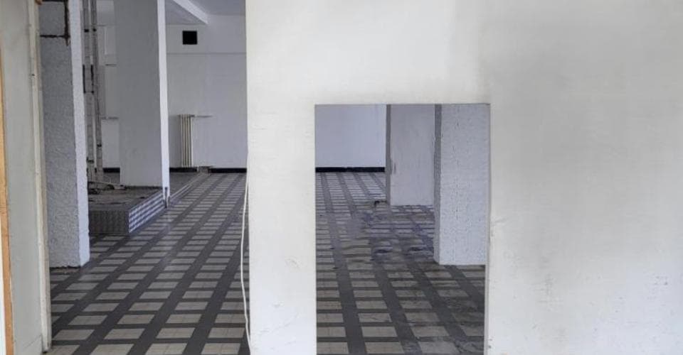 https://maison-idx-prod.s3.eu-central-1.amazonaws.com/1775637951324-30830680.jpeg
