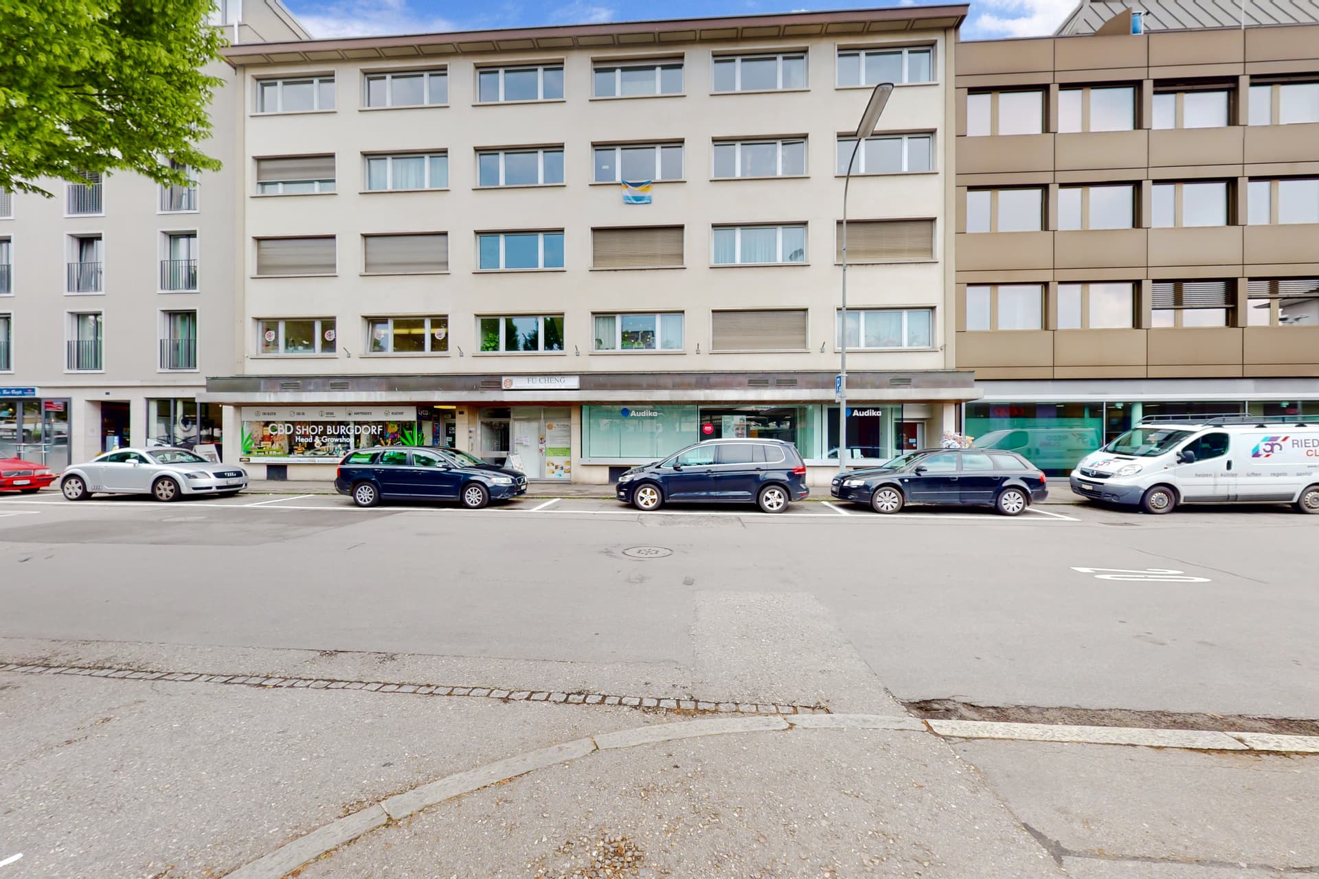 Office Bahnhofstrasse 43
