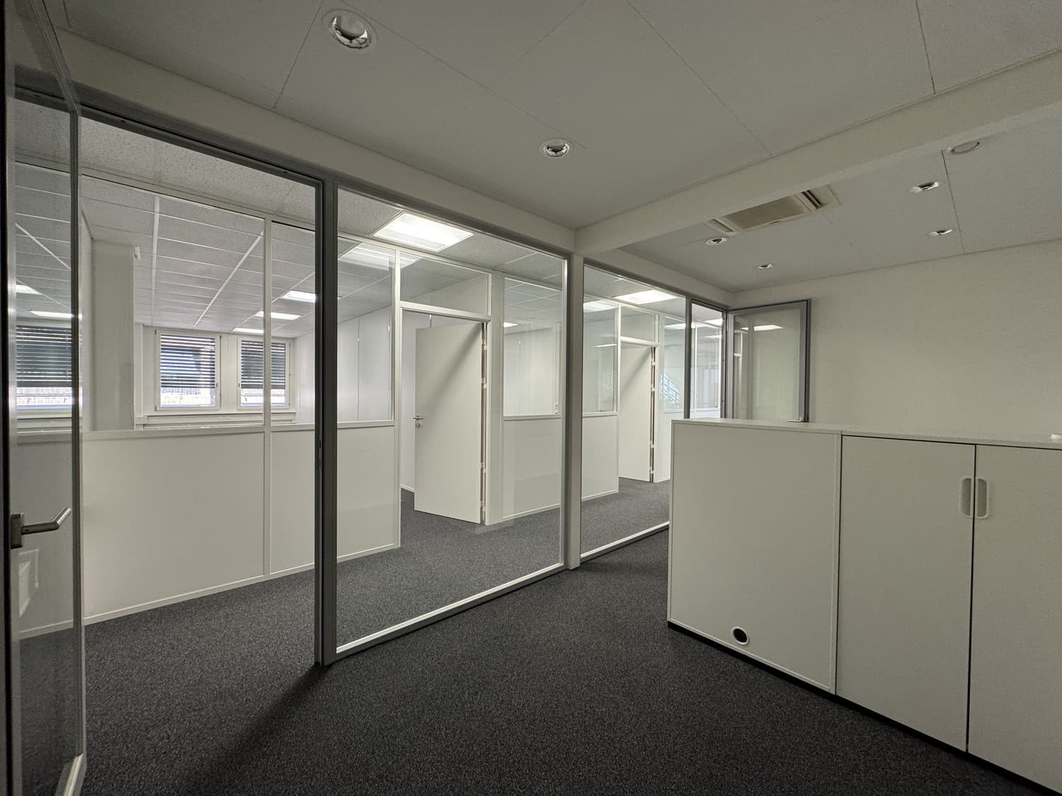 Office at Route du Bois-Genoud 1b, 1023 Crissier – Photo 4 of 7