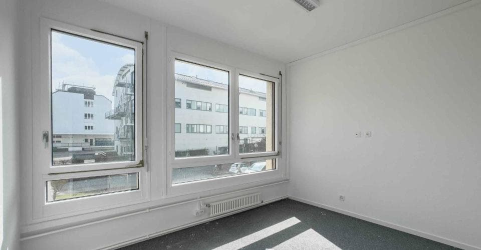 Büro an 38, chemin du Grand-Puits, 1217 Meyrin – Bild 3 von 11