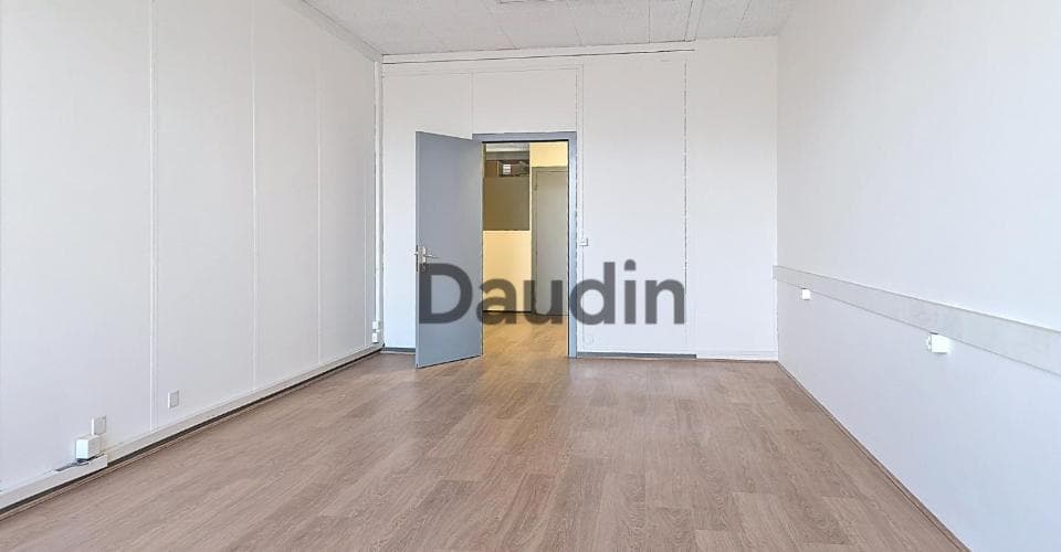 Büro an Rue du Cardinal-Journet 27, 1217 Meyrin – Bild 3 von 5