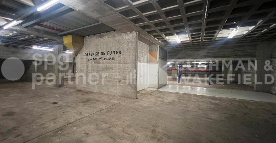 Storage room at Route des Jeunes 23, 1227 Carouge GE – Photo 5 of 13
