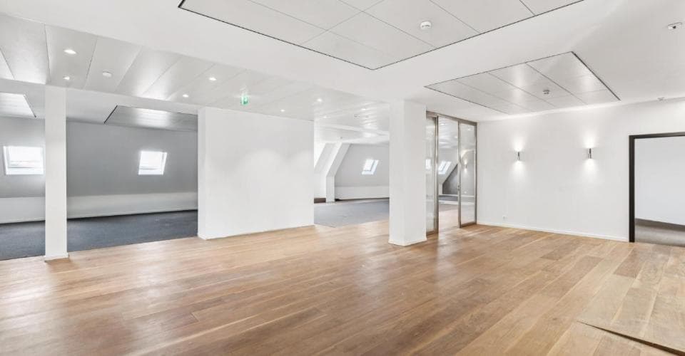 https://maison-idx-prod.s3.eu-central-1.amazonaws.com/1776500438090-30896353.jpeg