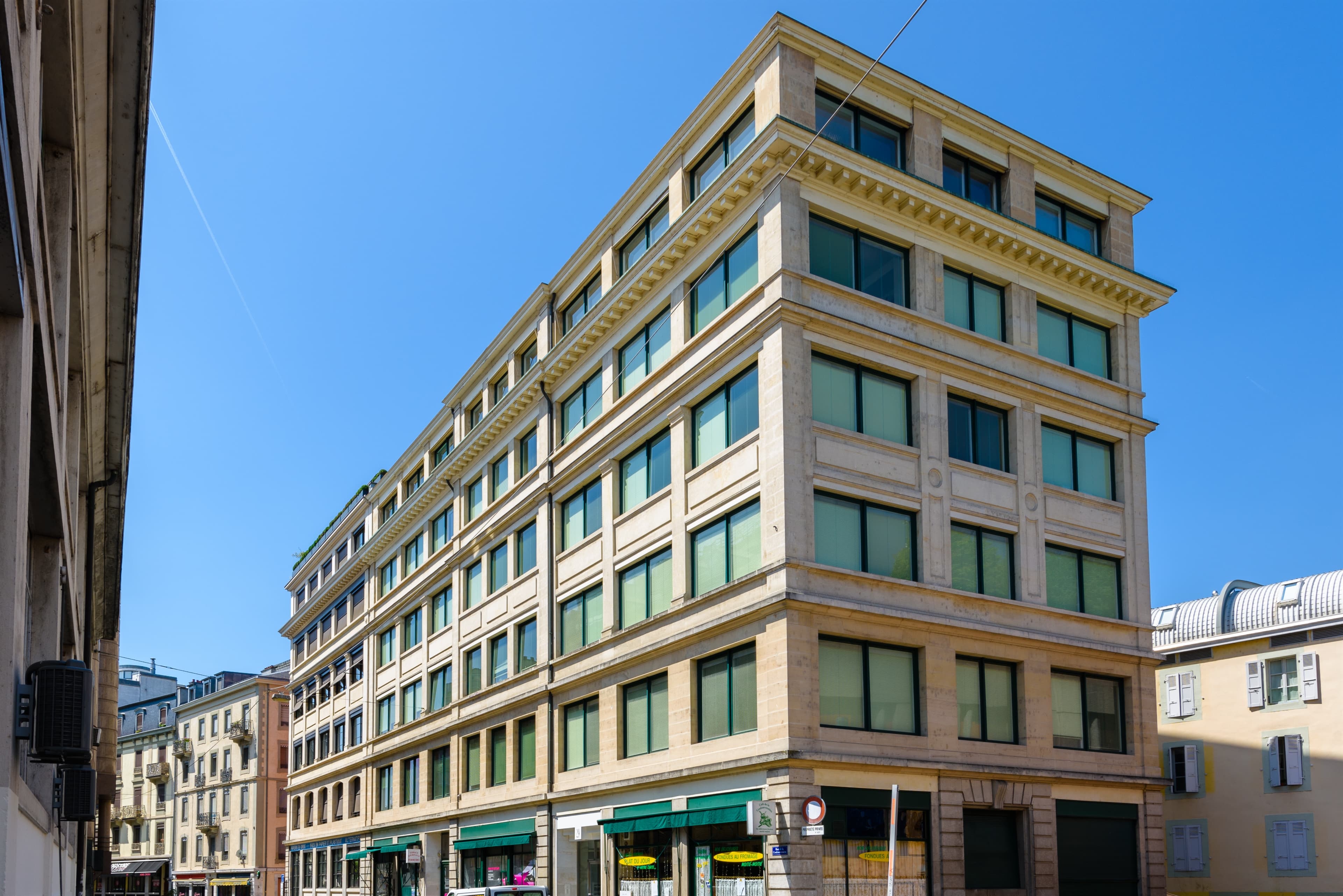 Rue de la Coulouvrenière 27