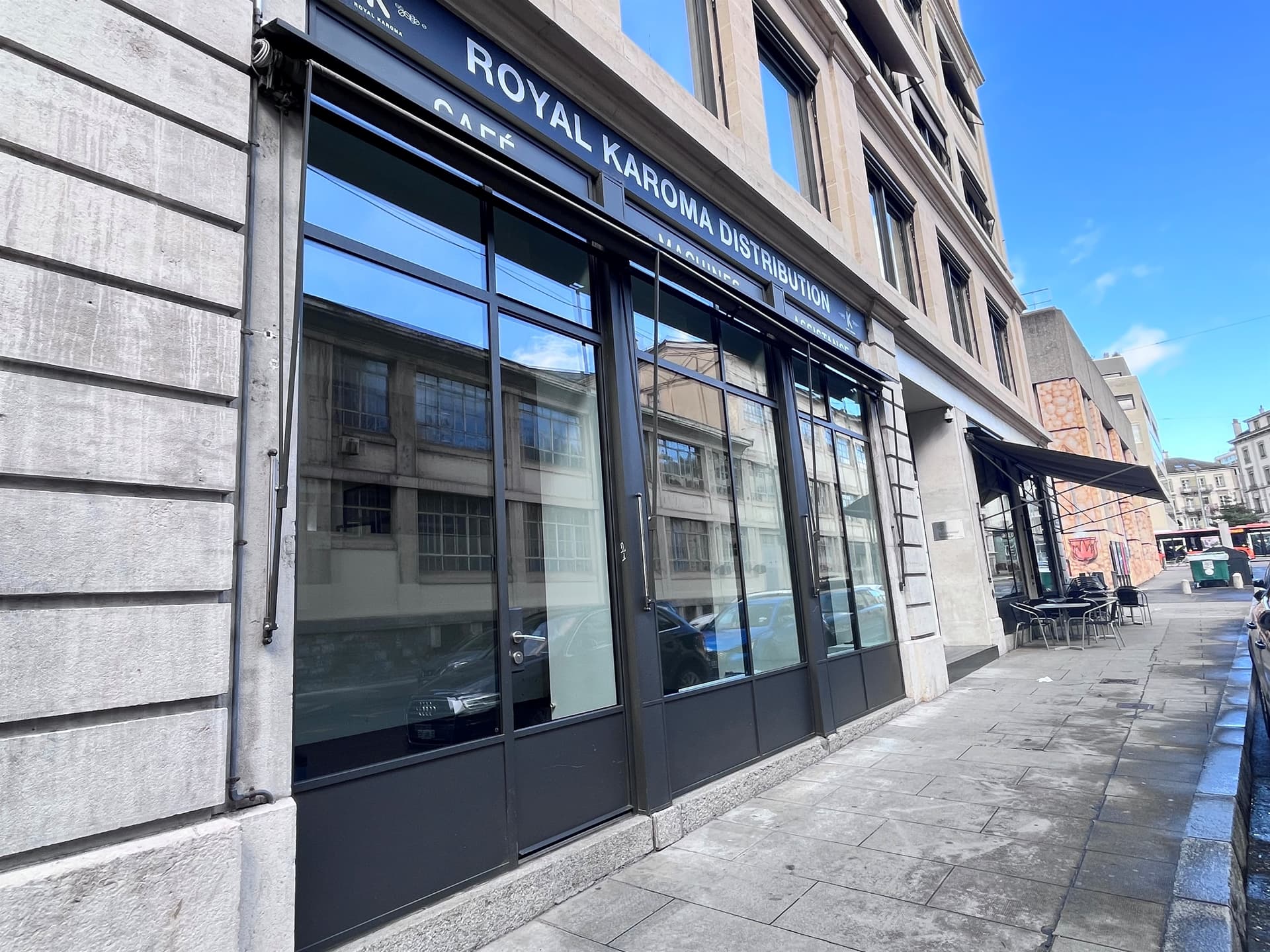 Espace commercial au Rue de la Coulouvrenière 27, 1204 Genève – Photo 2 sur 8
