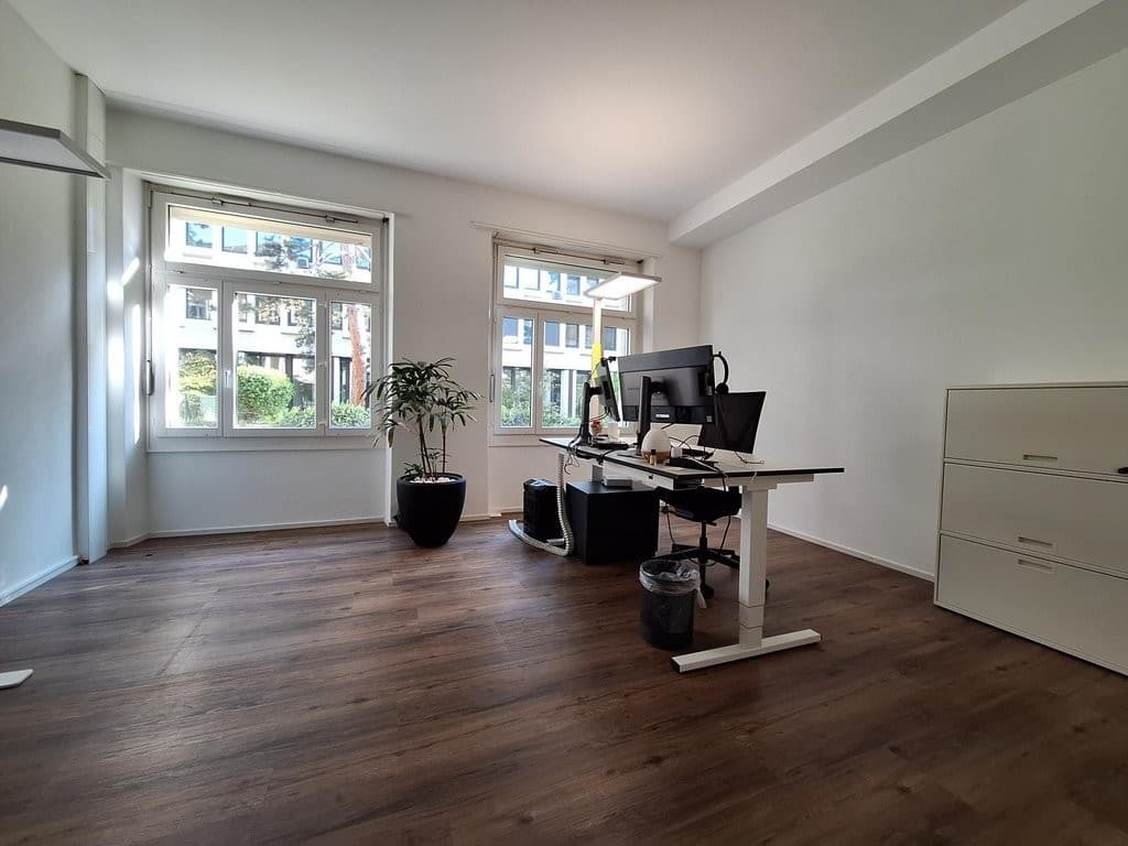 Bureau au Av. des Toises 12, 1005 Lausanne – Photo 2 sur 9