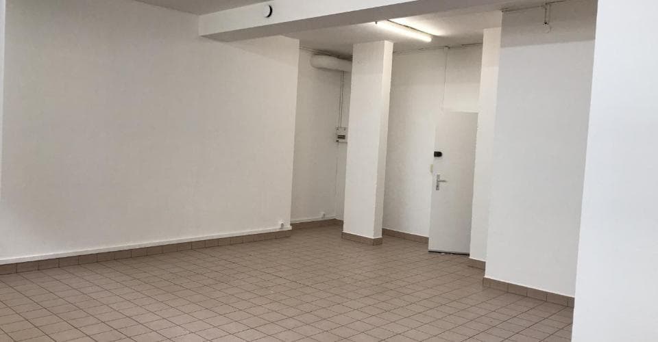 https://maison-idx-prod.s3.eu-central-1.amazonaws.com/1776932296383-30925612.jpeg