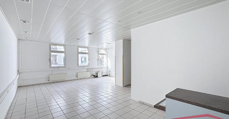 Espace commercial au Boulevard de Pérolles 18a, 1700 Fribourg – Photo 2 sur 5