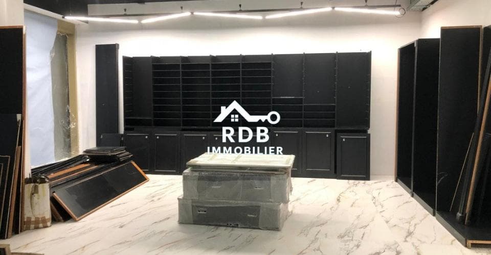 https://maison-idx-prod.s3.eu-central-1.amazonaws.com/1777020266949-30937820.jpeg