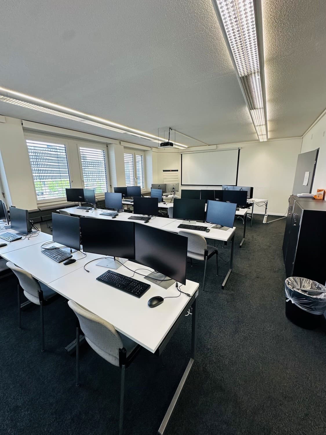 Büro an Hohlstrasse 190/192, 8004 Zürich – Bild 2 von 8