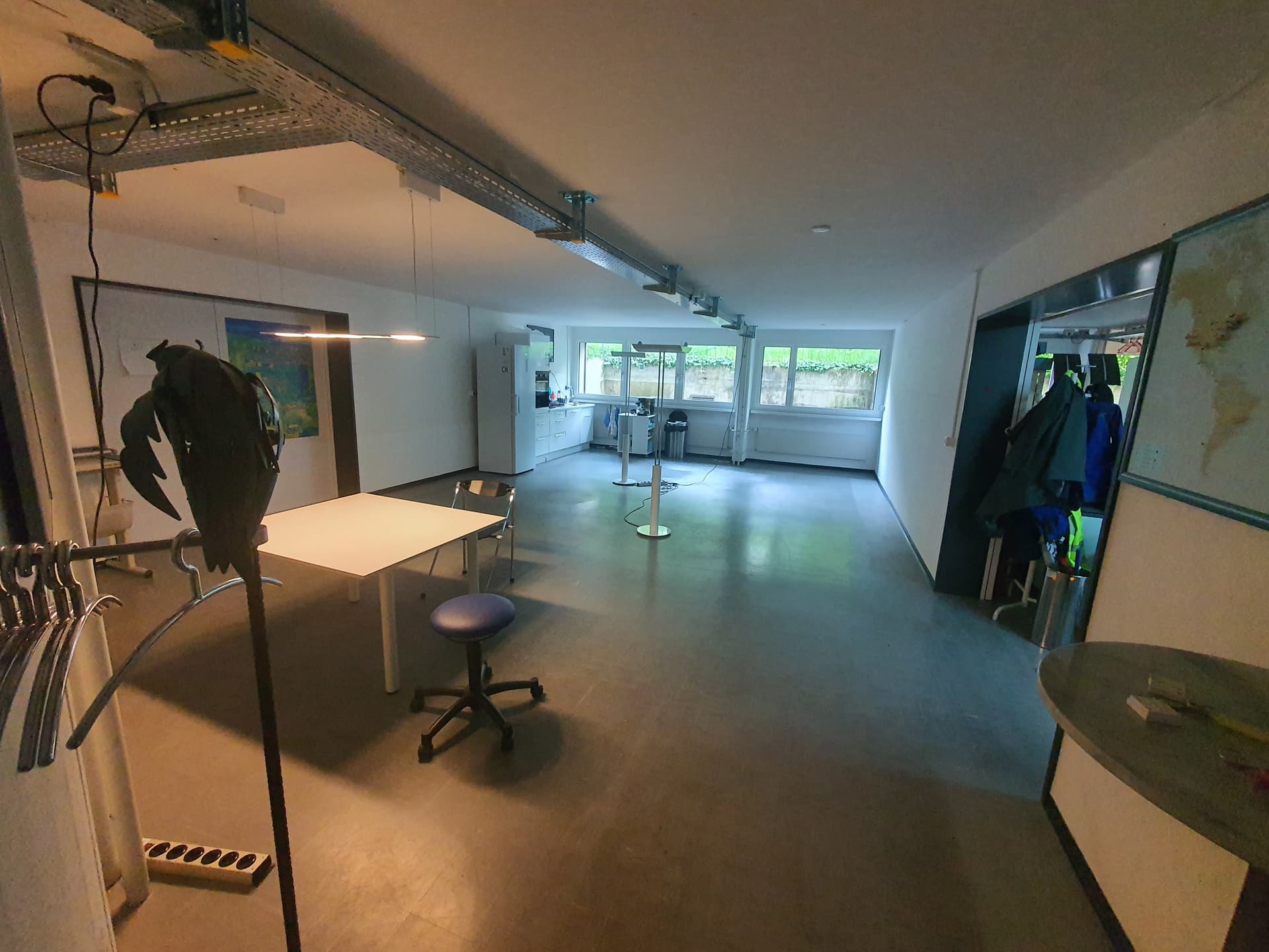 Büro an Wehntalerstrasse 562, 8046 Zürich – Bild 2 von 8