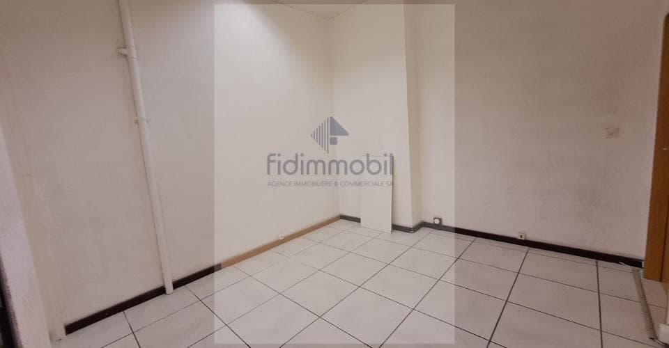 https://maison-idx-prod.s3.eu-central-1.amazonaws.com/1779121228081-30974010.jpeg