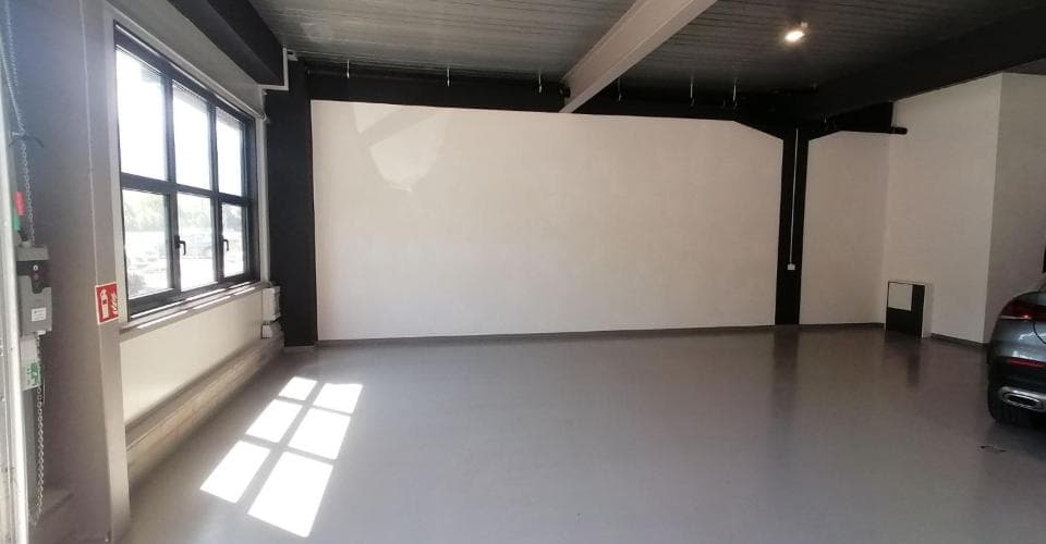 https://maison-idx-prod.s3.eu-central-1.amazonaws.com/1779121341940-31068254.jpeg