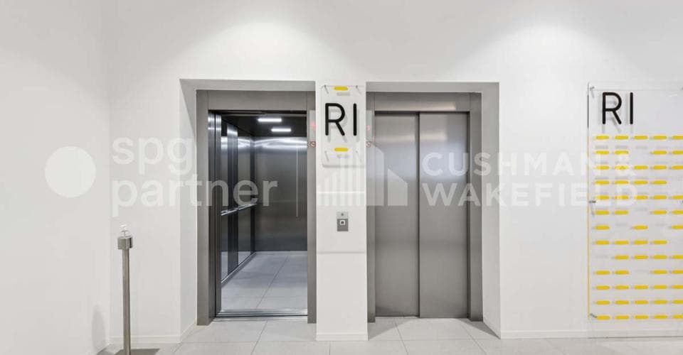 https://maison-idx-prod.s3.eu-central-1.amazonaws.com/1779121525218-31045772.jpeg